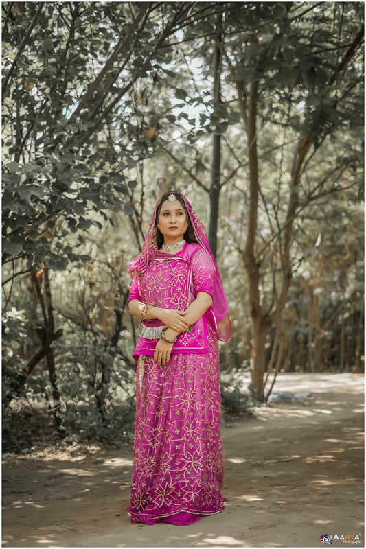 Rani & Pink Sikhiya Poshak